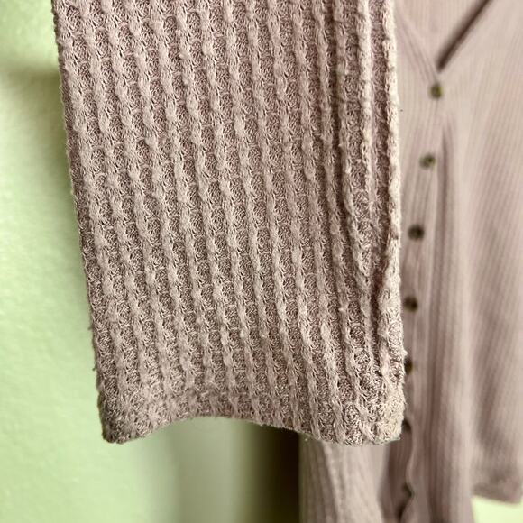 Urban Outfitters Out from Under MED JoJo Button Up Thermal Top Mauve Oversized - Picture 6 of 9
